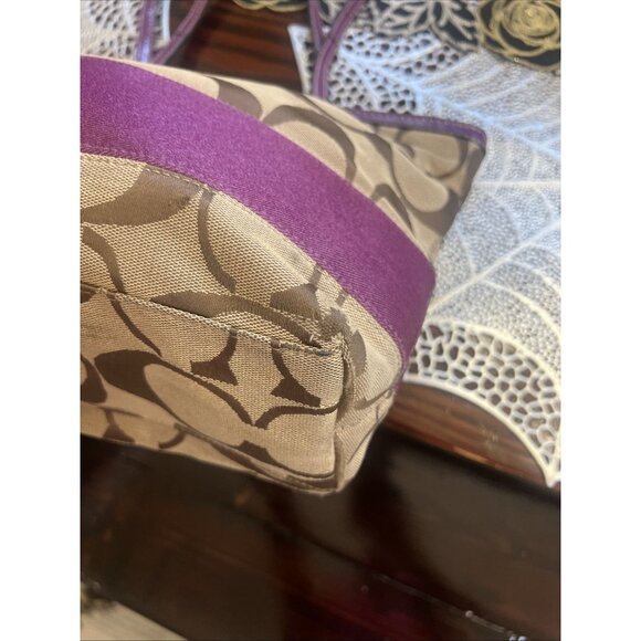 Project Bag-Coach Signature Stripe Tote Plum And Tan Bag #19046 - Picture 13 of 16